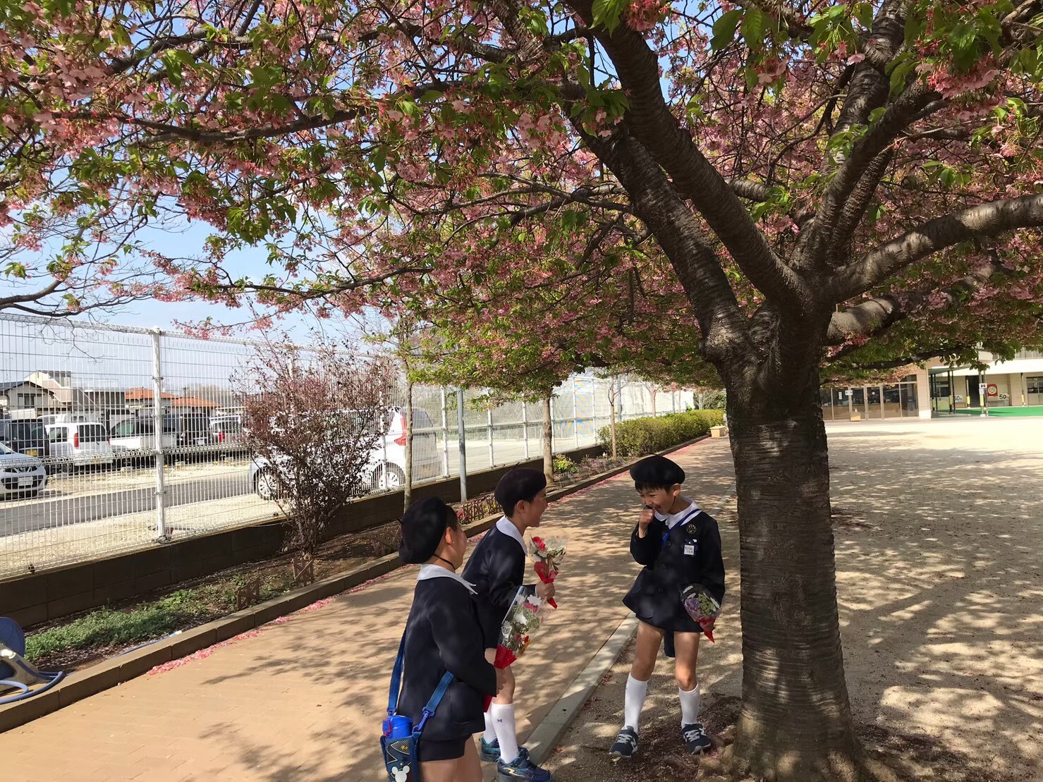 3月